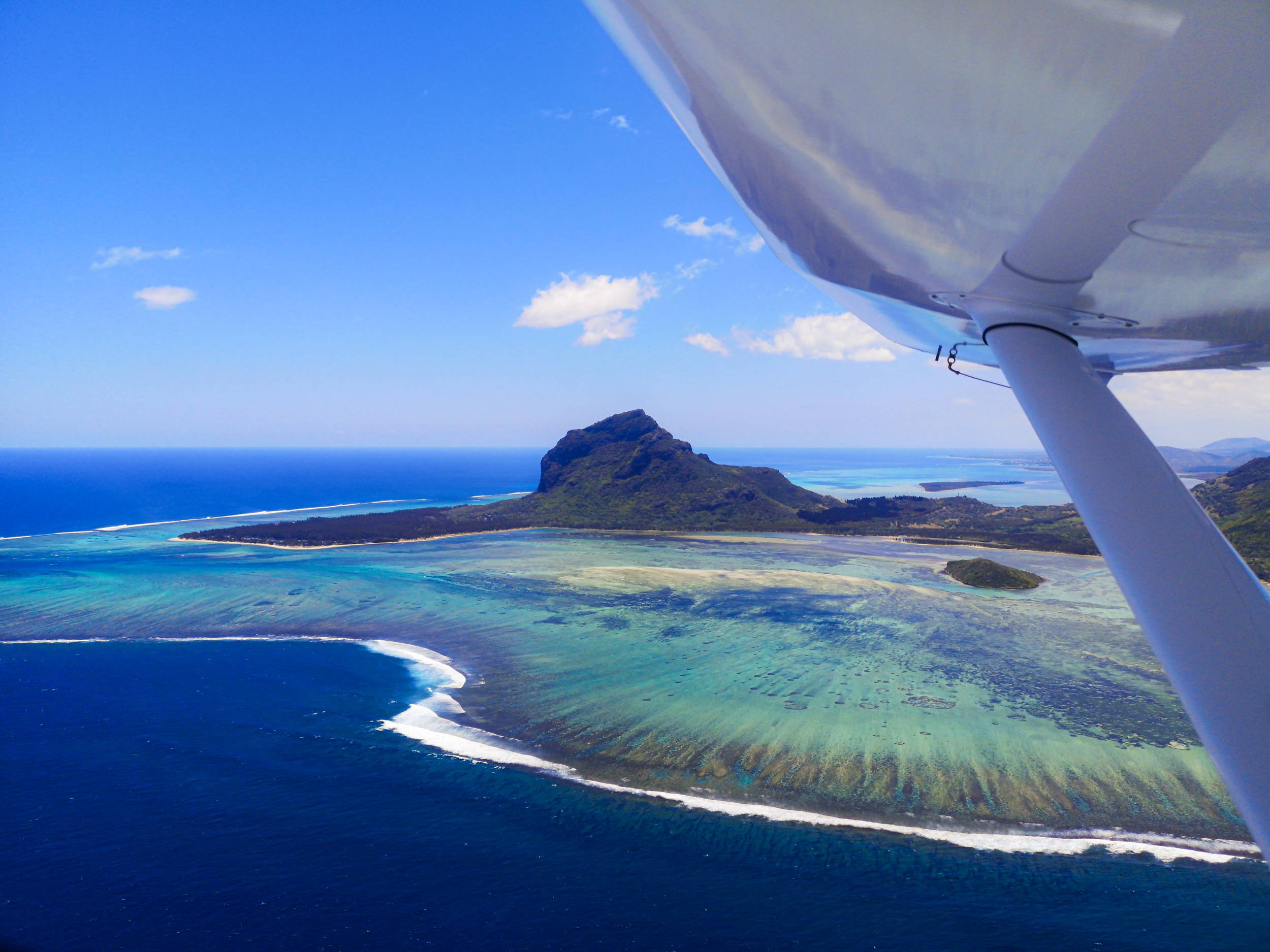 Best Helicopter Tour - The Magnificent Underwater Waterfall from the West of Mauritius